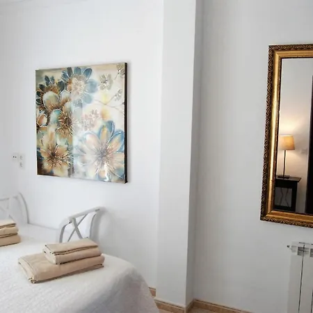 Fuer 5 Personen Ca 100 Qm In Nerja, Andalusien Costa Del Sol Apartment